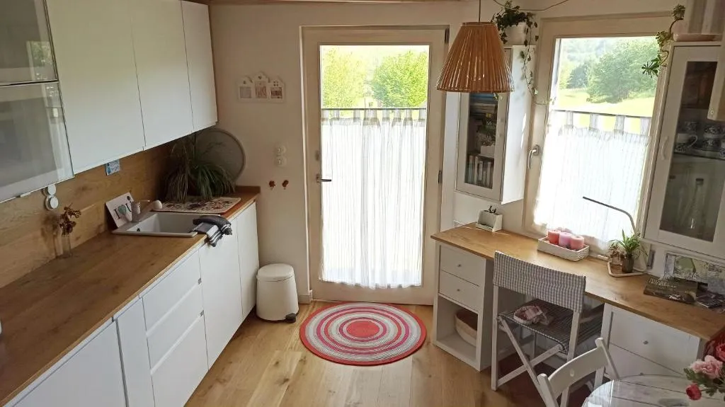 Imagen 2 de Artizar Gunea yurta con jardín