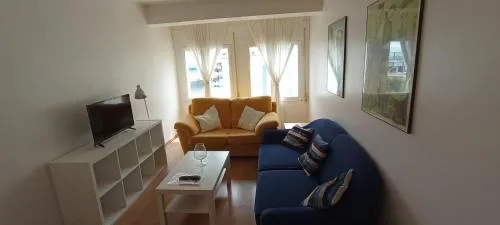 EnBURELA A LA ORILLA DEL MAR