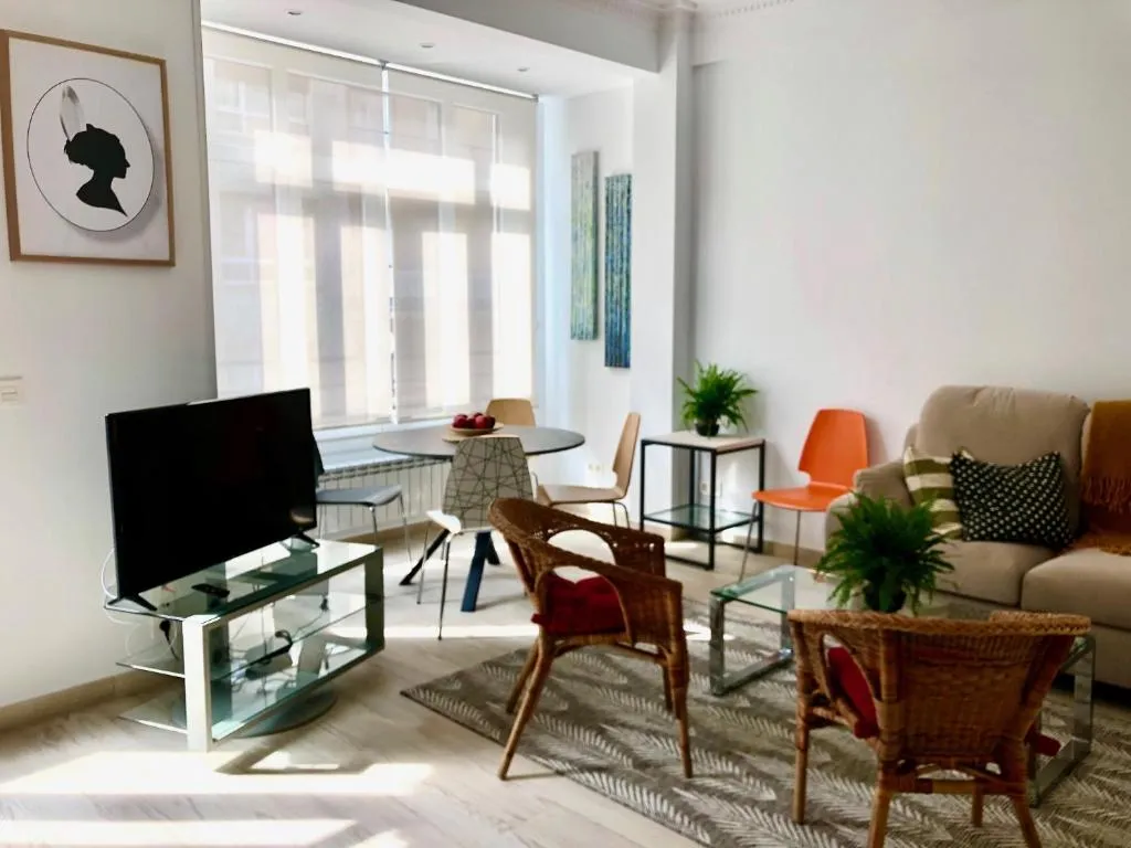 Imagen de FOODIES LOCATION. SURF. NETFLIX . 3 BDR