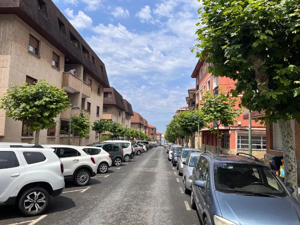 Imagen 1 de Gure Toki Algorta cerca de la playa y de la ciudad