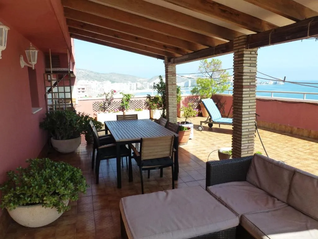 Imagen de Espectacular terraza y vistas en 1a línea de playa