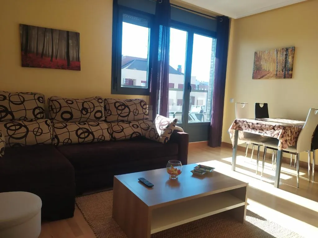 Imagen 4 de Apartamento Italia terraza y vistas a 5 minutos del centro en coche ideal para mascotas
