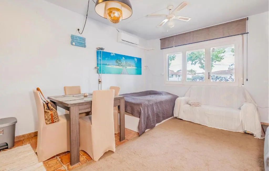 Imagen 2 de 1 Bedroom Pet Friendly Apartment In Empuriabrava