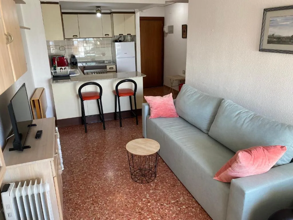 Imagen 7 de High-Floor Bright Apartment with Sea Views