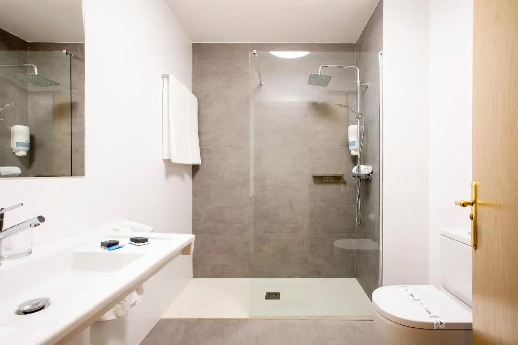 Imagen 3 de Hotel Urdanibia Park
