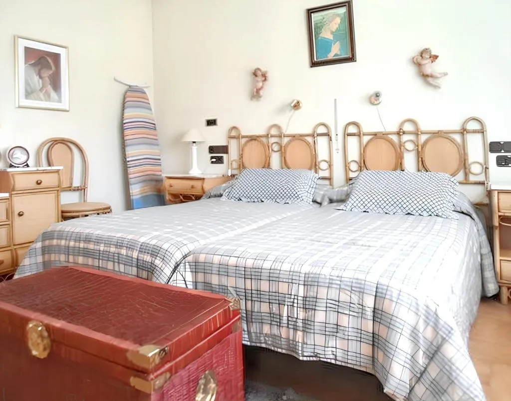 Imagen 3 de Spacious house with terrace near Boiro sea view