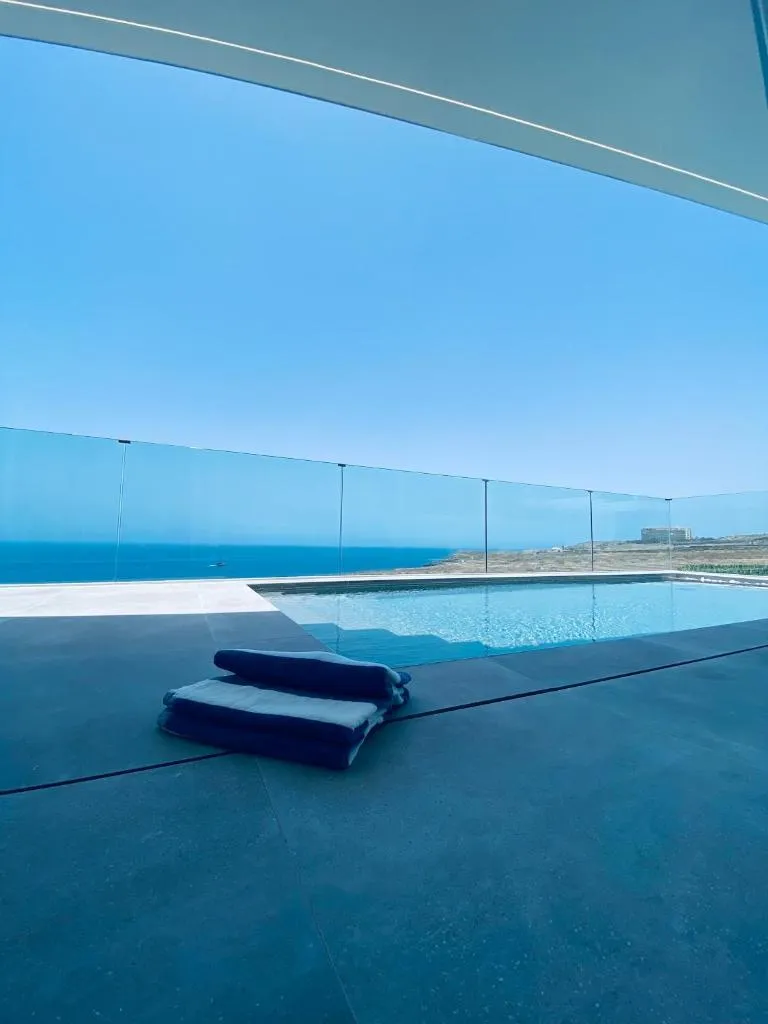 Imagen 8 de Rocavista - Villa with heated rooftop pool and amazing ocean view