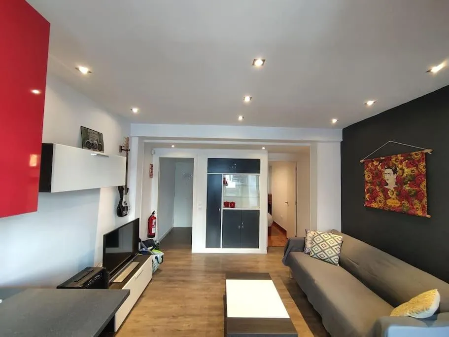 Imagen 2 de Apartment Amara AMONAREN ETXEA Free WiFi, ROOMS, rent parking