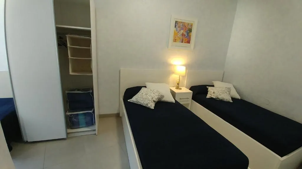 Imagen 8 de Apartament OASIS B3 Roses
