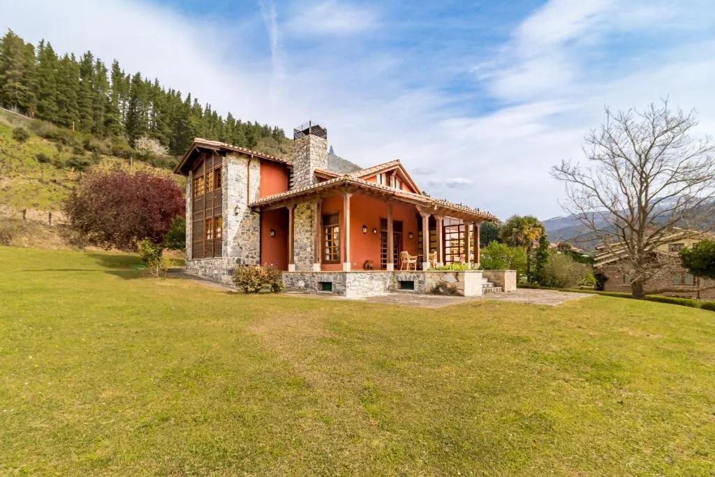 Imagen 5 de Exclusivo Chalet en Potes