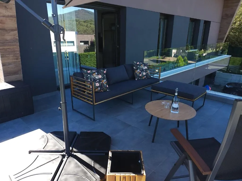 Imagen 3 de Casa Unifamiliar con Vistas al Paisaje y Encanto en el Corazón del País Vasco,España