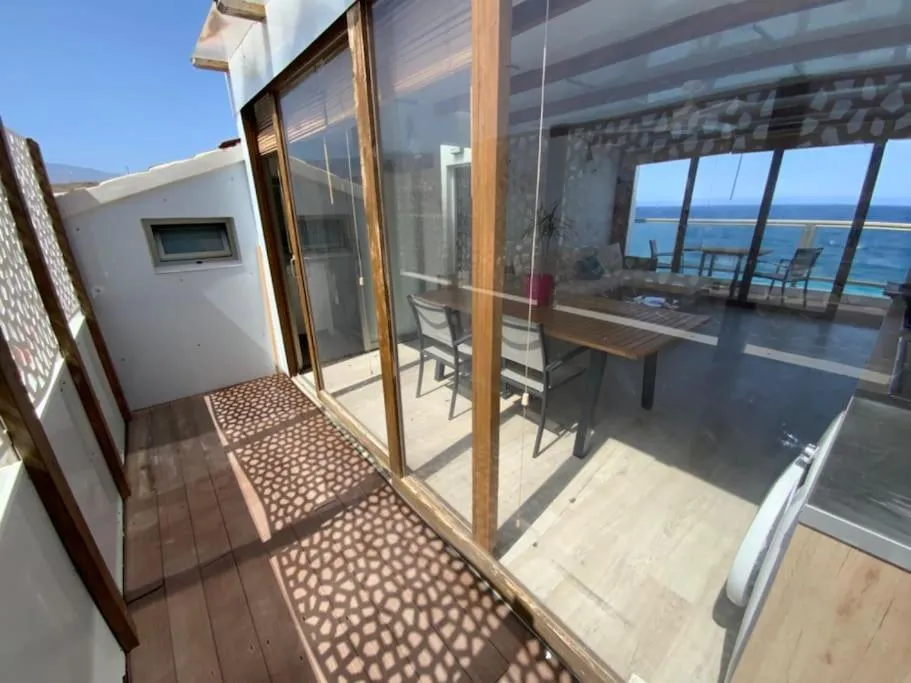 Imagen 1 de Apartamento Eros, un balcón frente al mar.
