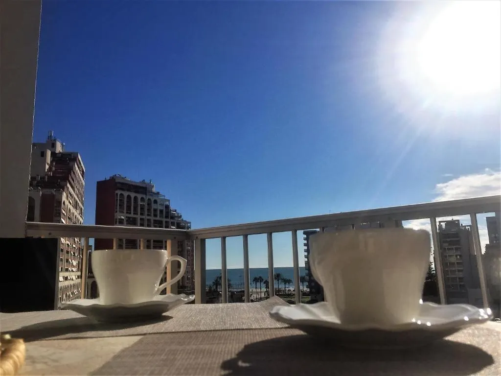 Imagen 2 de Renovated Apartment Steps Away from the Beach