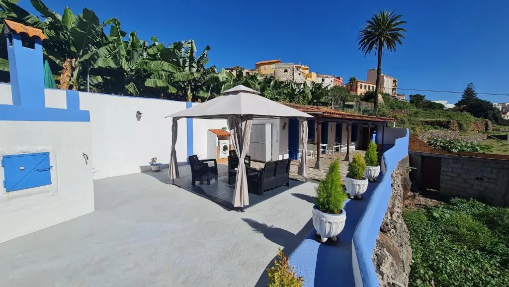 Imagen 2 de Casa Marcos in La Gomera with relaxing terrace