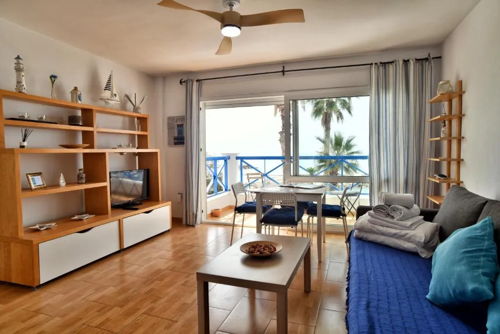 Imagen 5 de WonderStays Apartamentos La Perla Azul