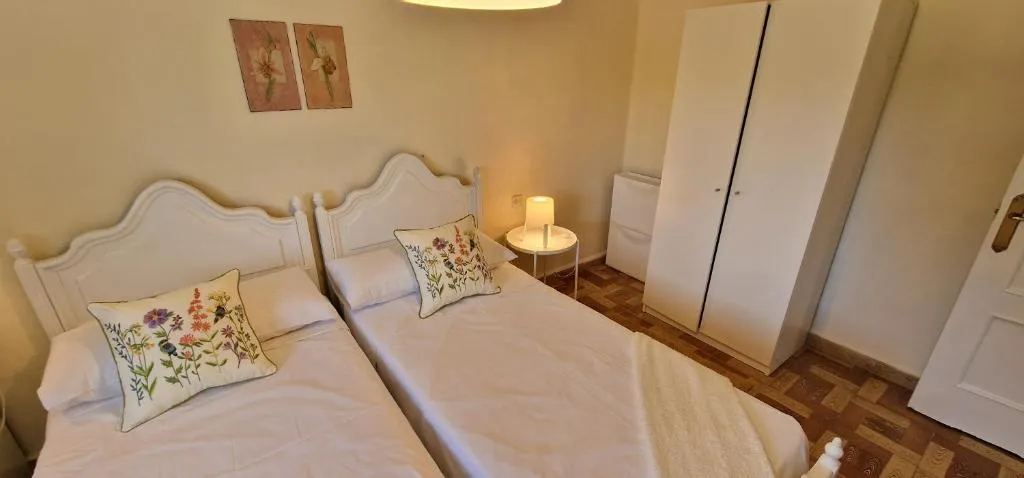Imagen 1 de Casa Quevedo - 5 pax en Luanco - VV-2692-AS