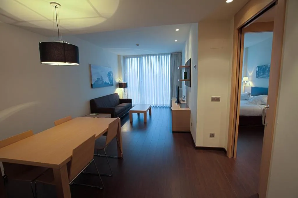 Imagen 4 de Hotel Jardines de Uleta Suites