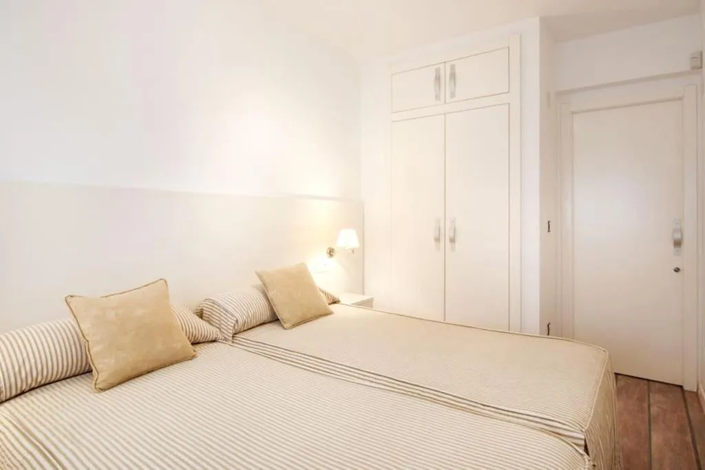 Imagen 6 de Beachfront and Charming Apartment