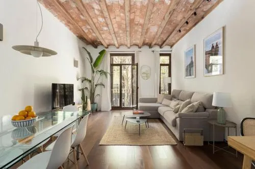 NEW Charming & Cozy Gem Central Location