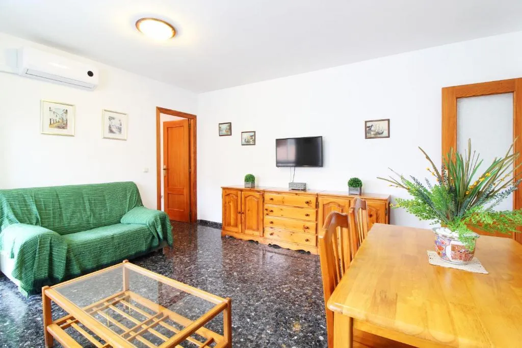 Imagen de Global Properties, Amplio apartamento muy cerca de la playa
