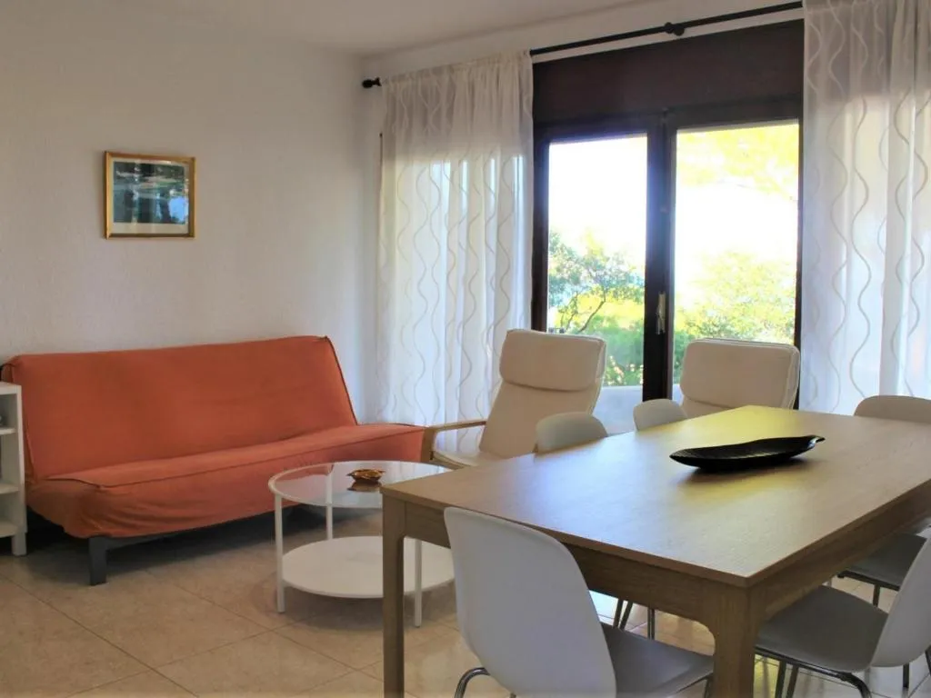 Imagen 4 de V. FANÉ DER. - Casa con jardín y vista mar en Llançà - ES-228-9