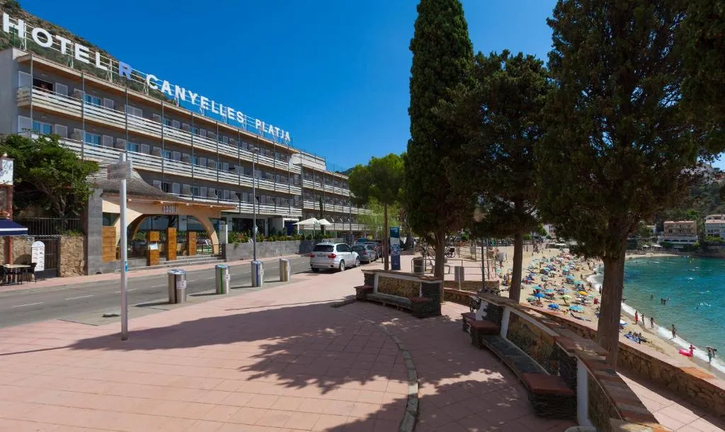 Imagen 4 de Canyelles Platja