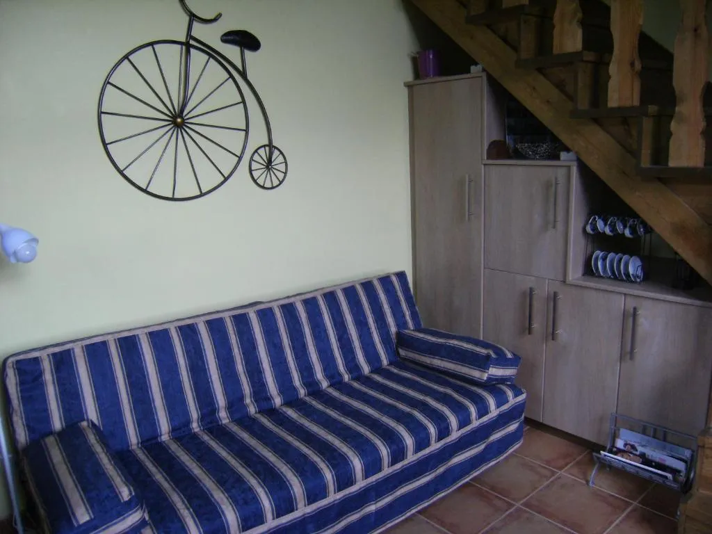 Imagen 7 de Casa Rural de alquiler integro La Cantina de Villarmayor-Asturias