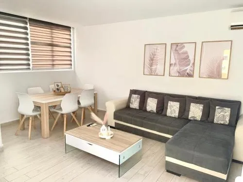 Green sea apartment