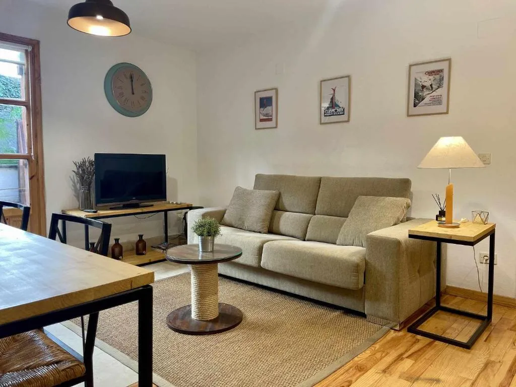 Imagen 1 de Bitxilore Biescas con terraza y petfriendly
