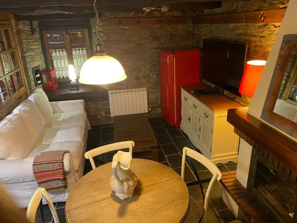 Imagen 8 de Casas Rurales TAReira en Taramundi