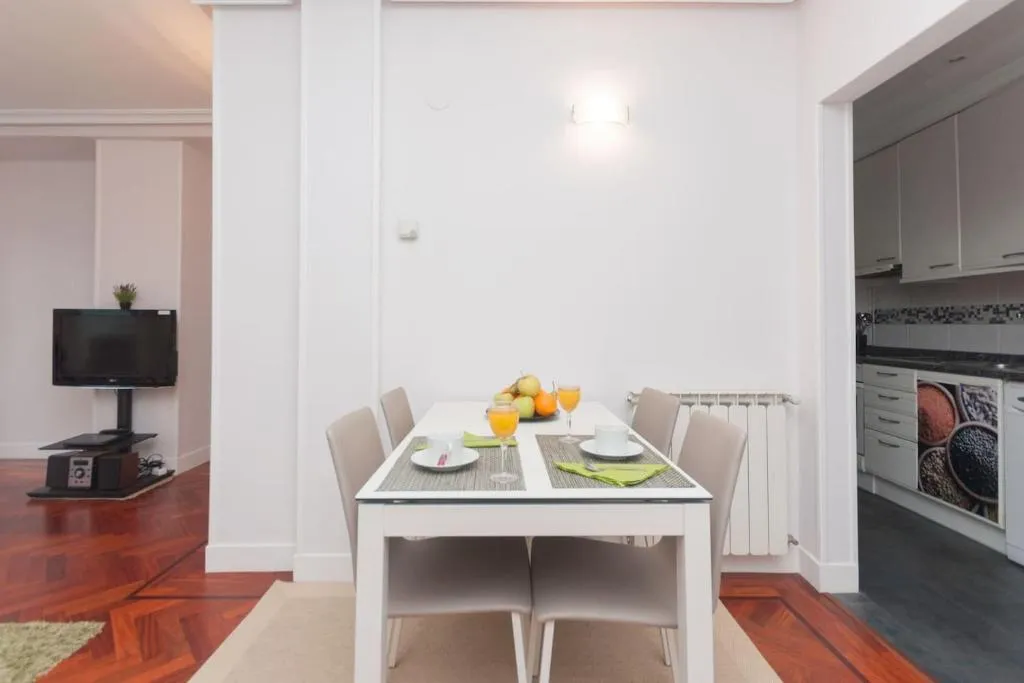 Imagen 3 de Attic+views+terrace+parking
