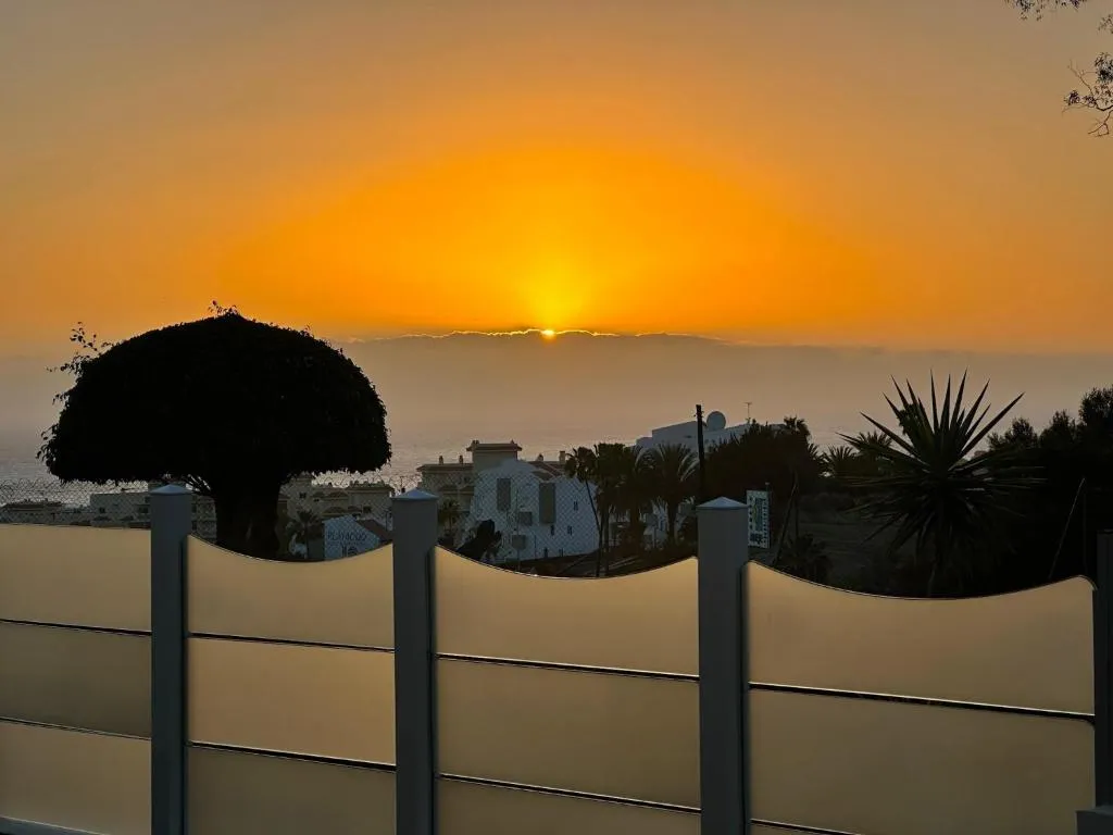 Imagen 1 de Relaxing Ocean View, Spacious Art Apartment With Large Terrace, Near Best Costa Adeje Beaches