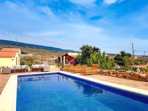 Exquisite rural house with garden, pool and sea views