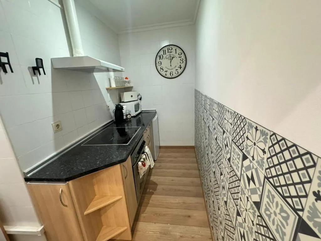 Imagen 5 de BIKE APARTMENT next to Cathedral and Laurel by Apartamentos Logroño org