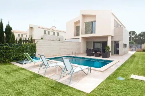 Astur - Moderno Chalet Con Piscina