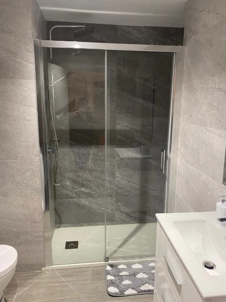 Imagen 3 de Apartamento alto standing con piscina privada, aire acondicionado y wifi