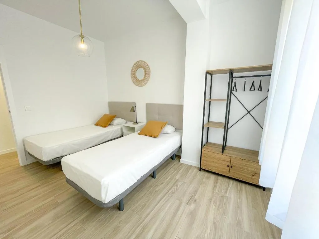 Imagen 2 de Apartamentos Zaragoza Gran Vía 3000
