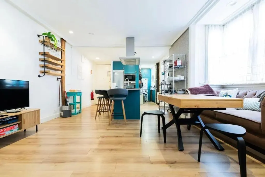 Imagen 1 de Modern Apartment in Bilbao with Internet