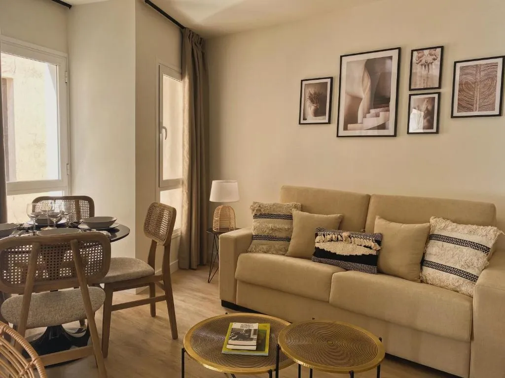Imagen 5 de Apartamentos Málaga Premium - Calle San Telmo