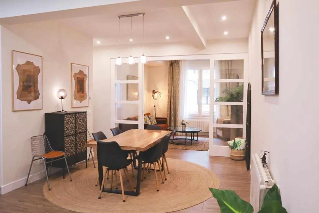 Imagen 6 de Homeloving apartment Bilbao centre with Parking