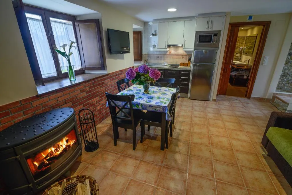 Imagen 3 de Casona de Llanorrozo Apartamentos Rurales