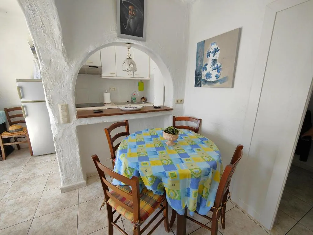 Imagen 7 de 1039 ESTUDI 42 5-A, AGRADABLE ESTUDIO, A 200m DE LA PLAYA MÁS ESPACIOSA DE ROSES. AMPLIO PASEO MARÍTIMO PARA DAR LARGOS PASEOS. - ES-258-134