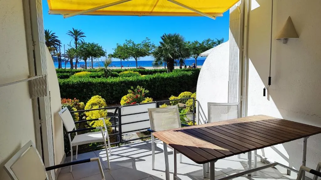 Imagen de Apartament OASIS B3 Roses