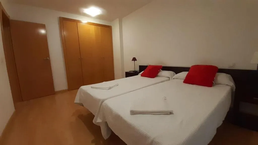 Imagen 1 de Apartamentos Auhabitat Zaragoza, edificio de apartamentos turísticos