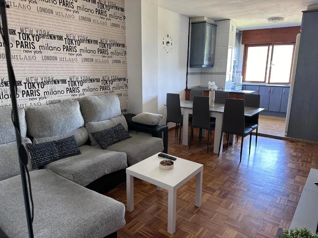 Imagen de Acogedor Apartamento con vistas a la Catedral y parking