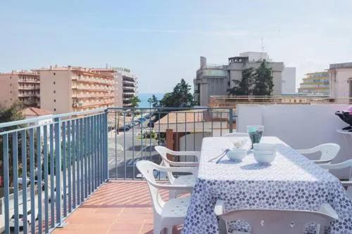 APARTAMENTOS AQUARIUM 42 BIG TERRACE 50 m2