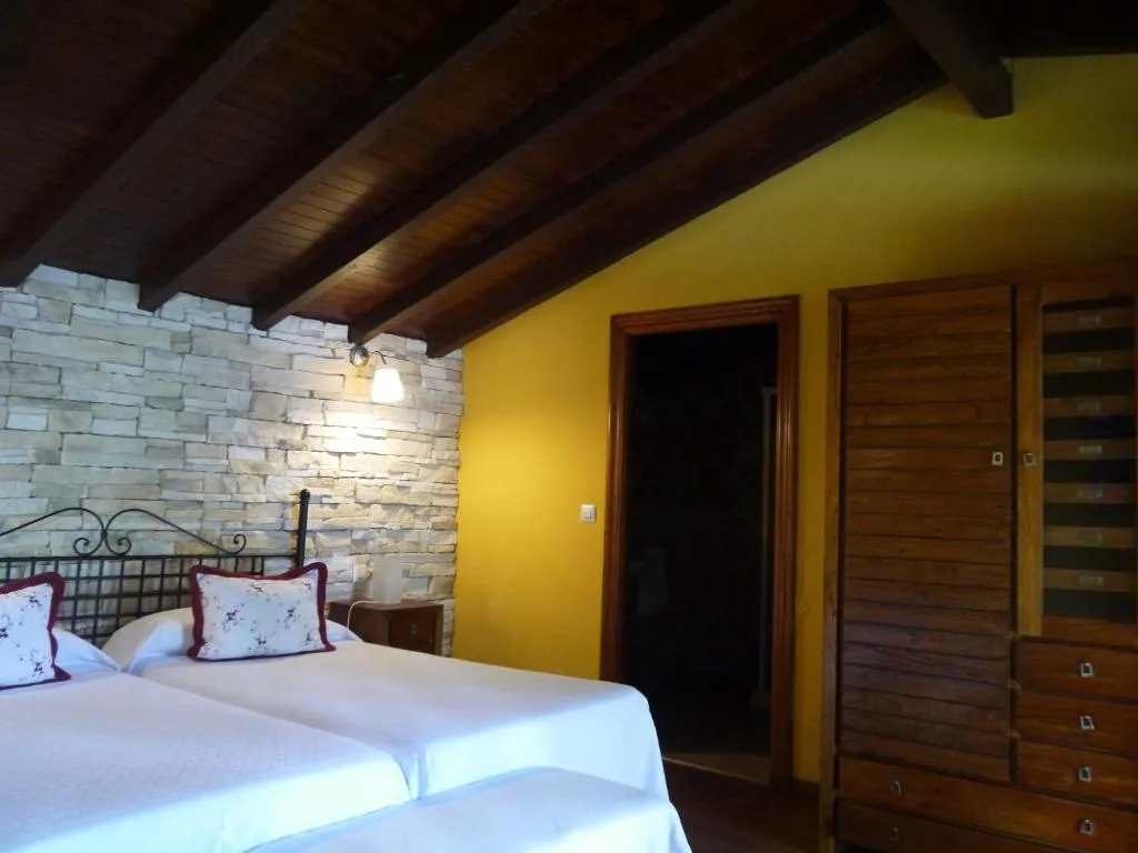 Imagen 2 de Hotel Rural Isasi