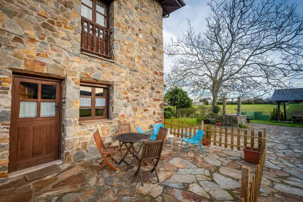 Imagen 2 de Apartamentos Rurales Ca Xuacu La Antojana