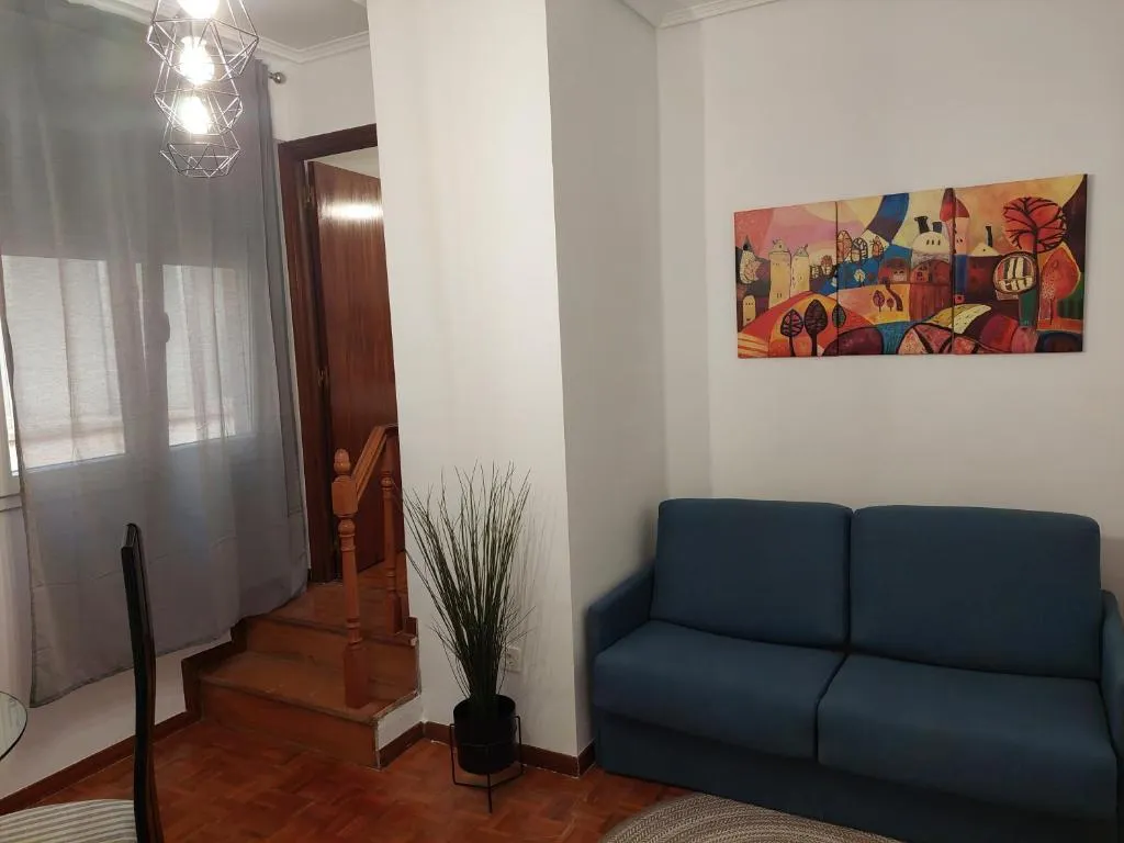 Imagen 4 de Piso luminoso, amplio y tranquilo en Casco Viejo