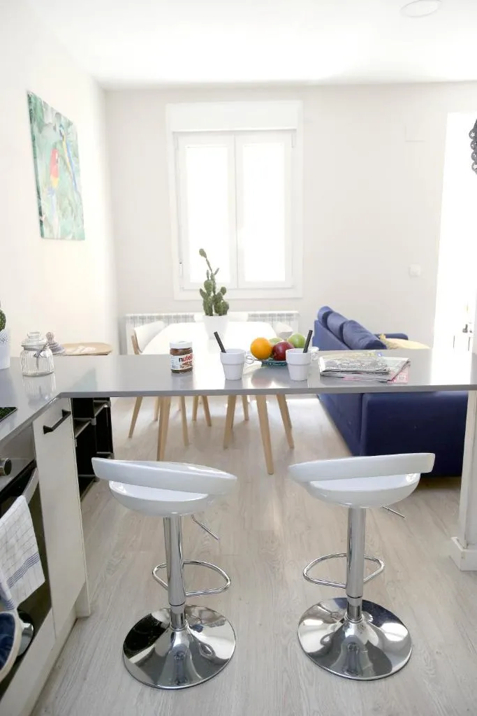 Imagen 8 de EL RINCON DE LA MERCED junto Laurel Aire acondicionado By Apartamentos Logroño org